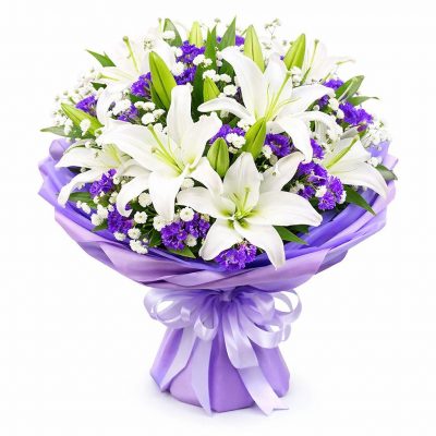 Букет из лилий и гимпофил «Нежные грёзы»