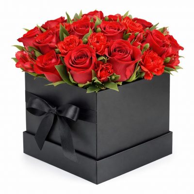 Цветочный бокс «Алые грёзы»